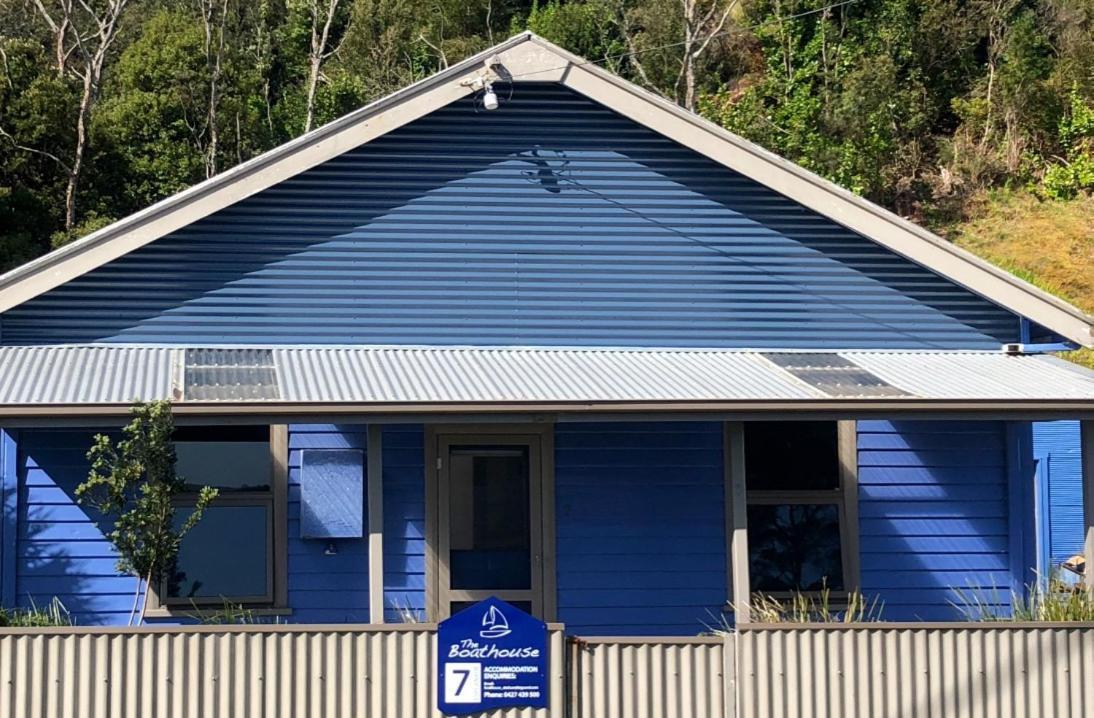 The Boat House Villa Strahan Exterior photo